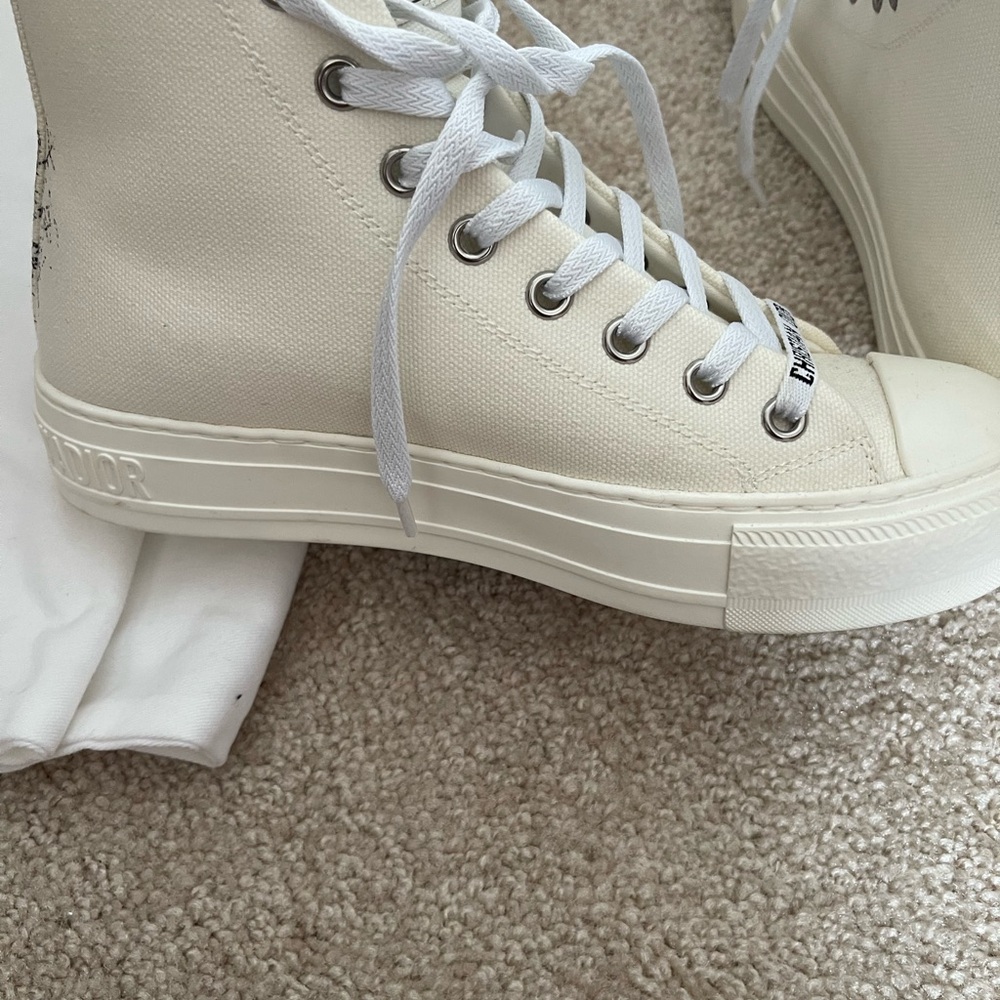Dior High-Top Sneakers - Picture 5 of 11